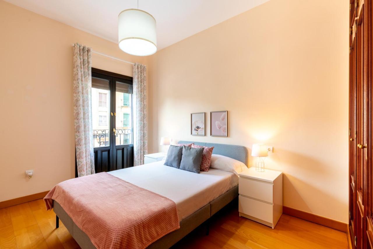 Center Of Seville! Luxury Apartment In Sevillian Manor House! Buitenkant foto