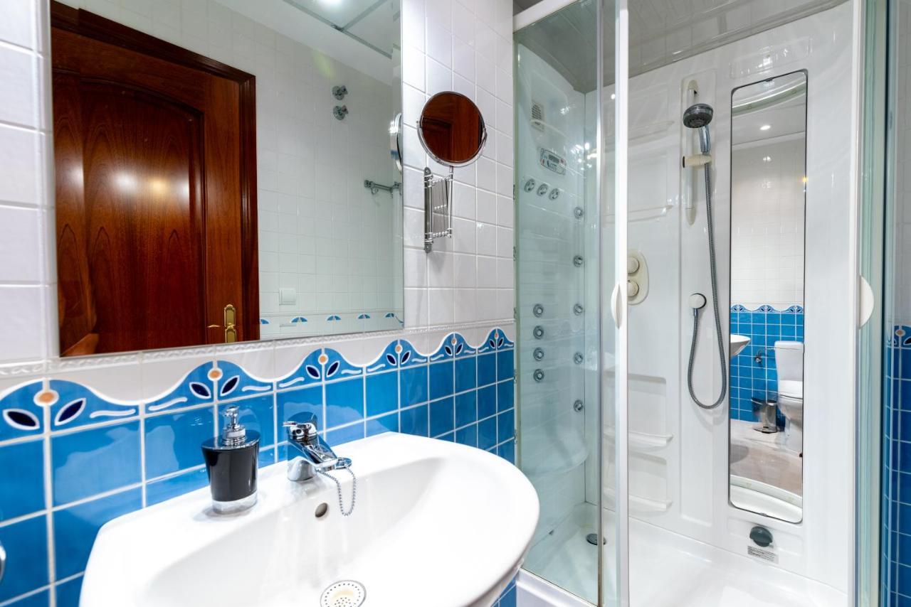 Center Of Seville! Luxury Apartment In Sevillian Manor House! Buitenkant foto